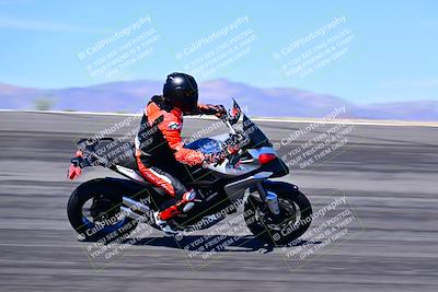 media/Mar-25-2024-Moto Forza (Mon) [[8d4319bd68]]/4-Novice Group/Session 3 (Bowl)/